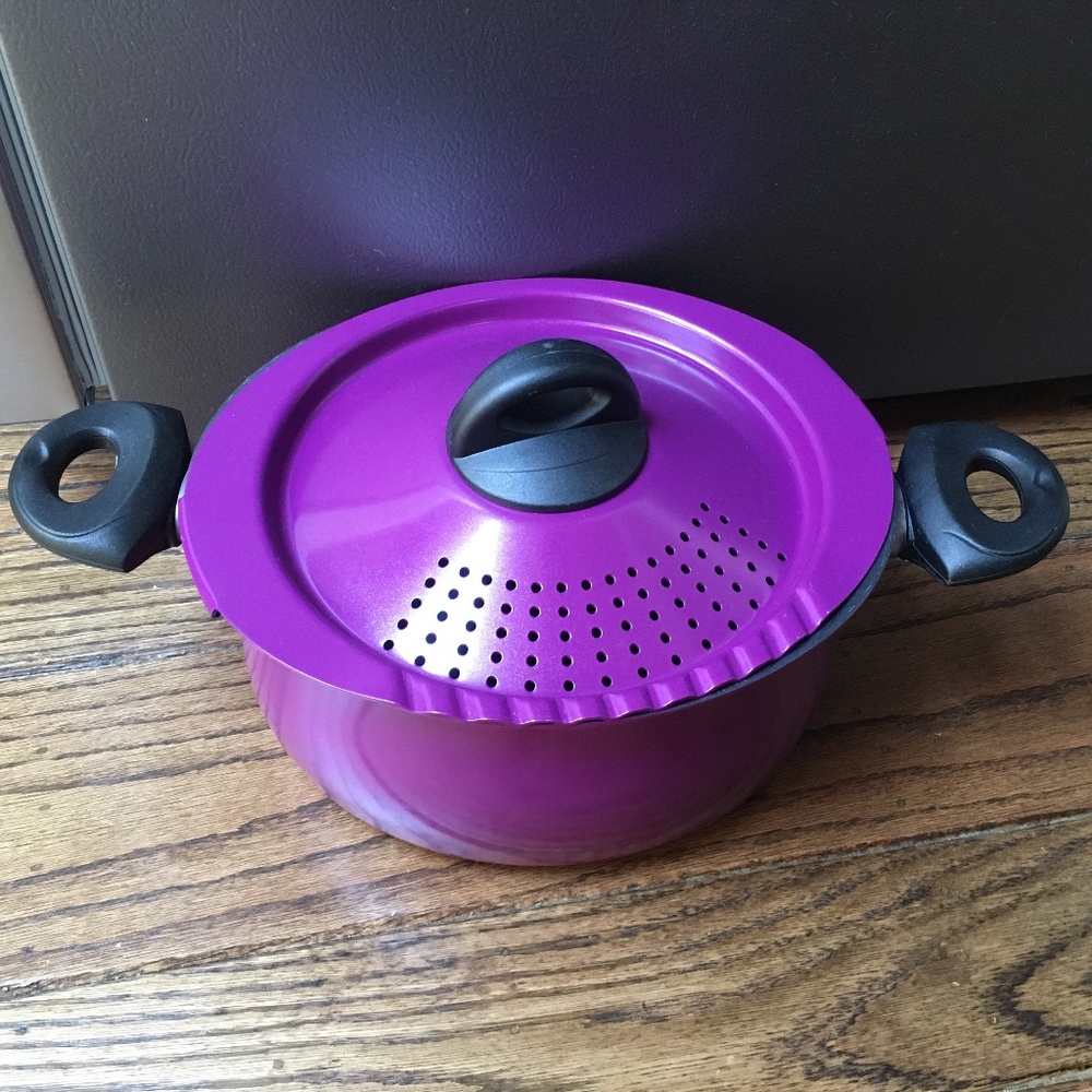 Bialetti Oval 5 Quart Pasta Pot with Strainer Lid